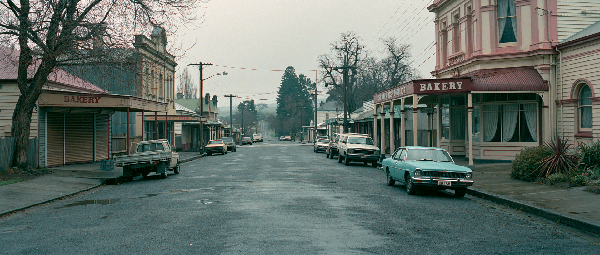 Empty island main street, pre-1986